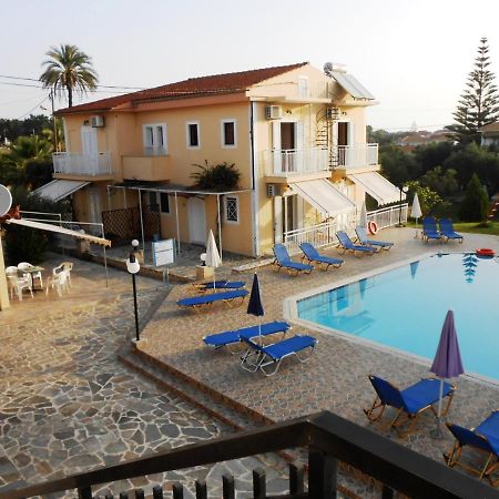 Panagiotis I & II Stds And Apts Циливи Екстериор снимка