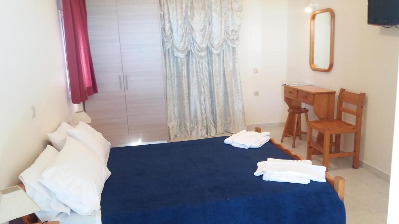 Panagiotis I & II Stds And Apts Циливи Екстериор снимка